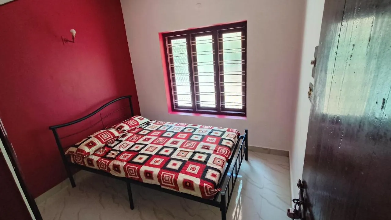 Apartamento Dragster Homes Kizhake Chālakudi Índia